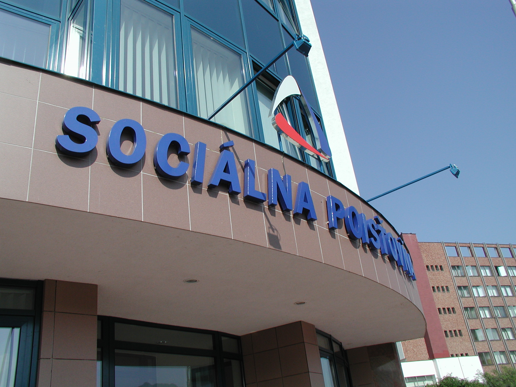 Nahnevaný Slovák píše list Sociálnej poisťovni