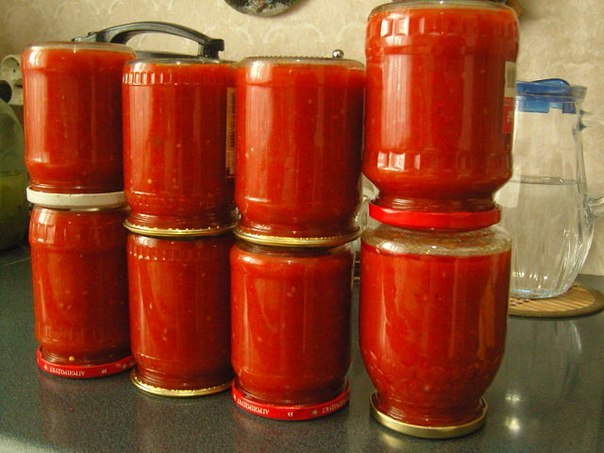 Recept na domáci kečup, ktorý je chuťovo lepší a zdravší než ten z obchodu. Všetky kupované kečupy sme potom vyhodili