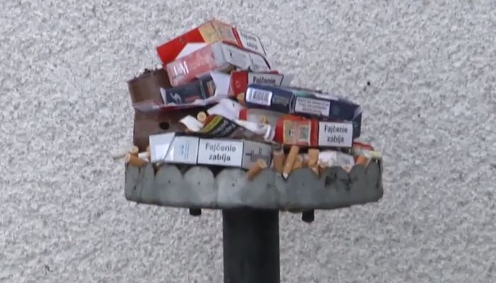 Žiakom na strednej škole v Sečoviach urobili fajčiarsky kútik
